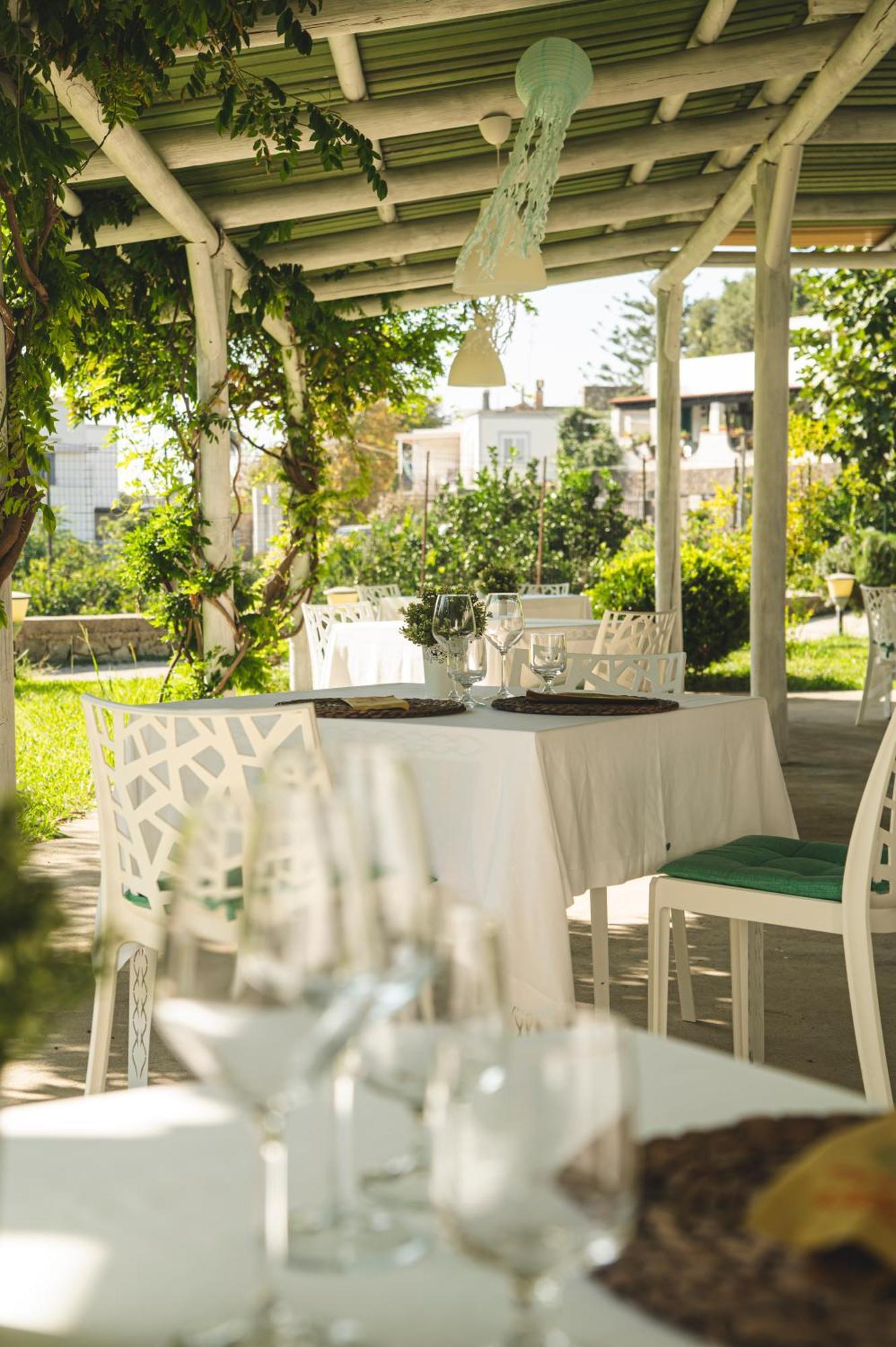 Victoria Park Resort Ischia Buitenkant foto