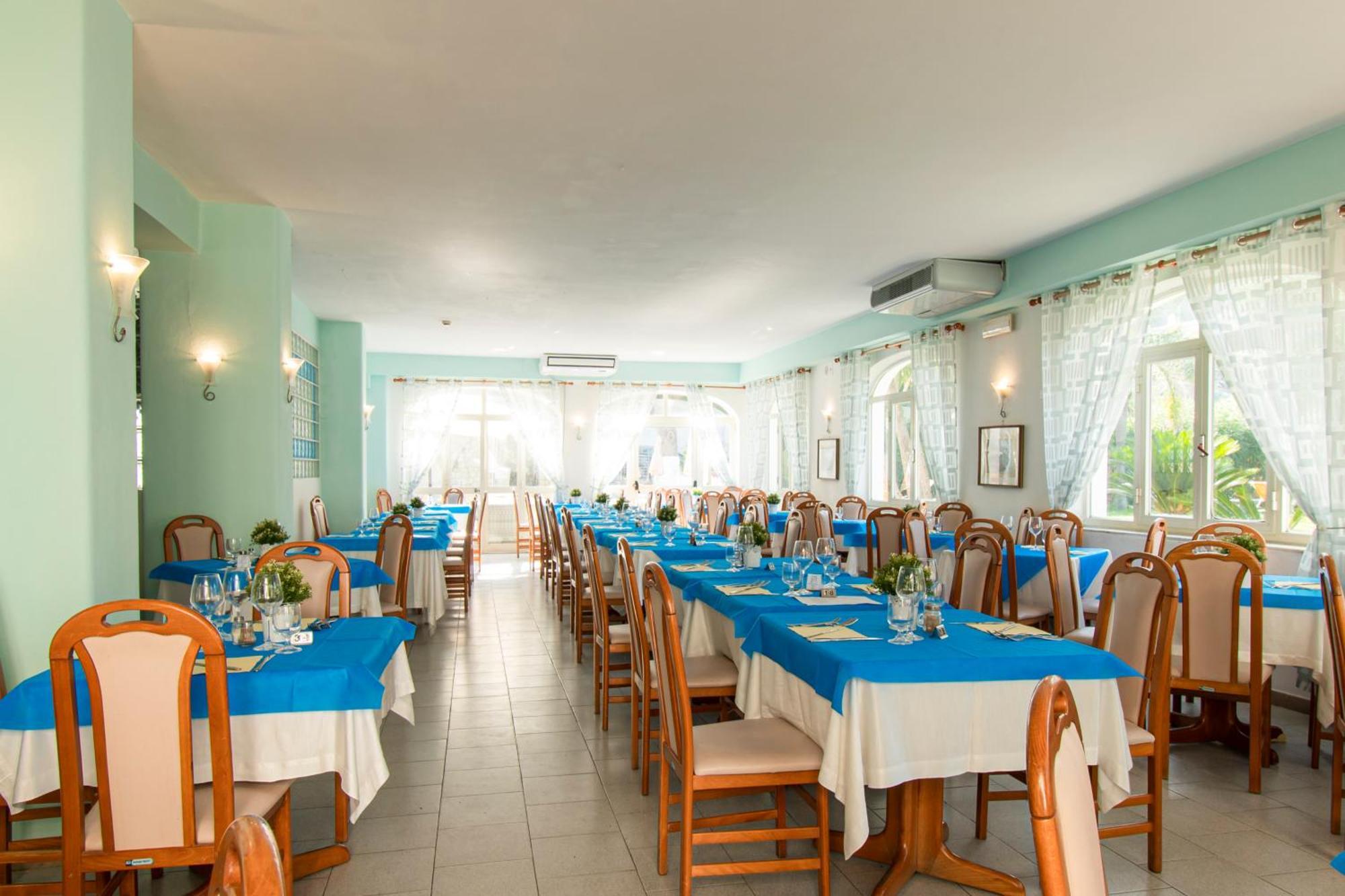 Victoria Park Resort Ischia Buitenkant foto