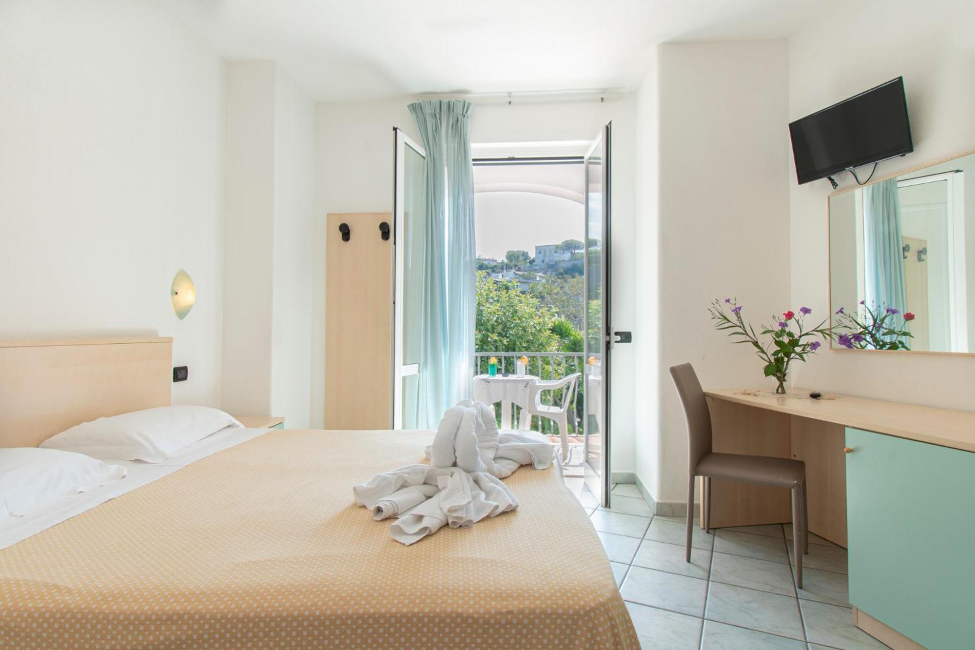 Victoria Park Resort Ischia Buitenkant foto