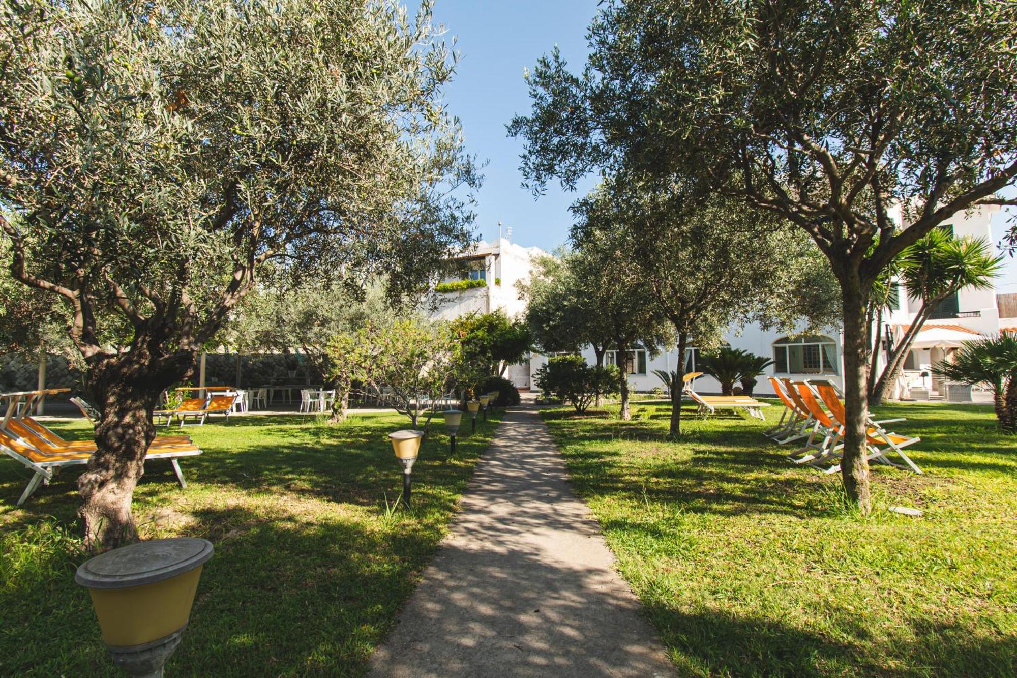 Victoria Park Resort Ischia Buitenkant foto